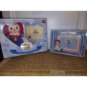 Vintage Russ 2005 Ragaddy Ann and picture frame